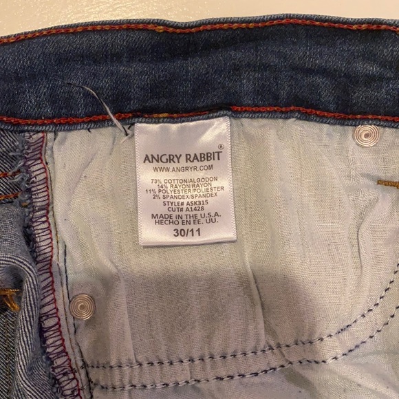 Angry Rabbit Size 30 - Picture 3 of 3